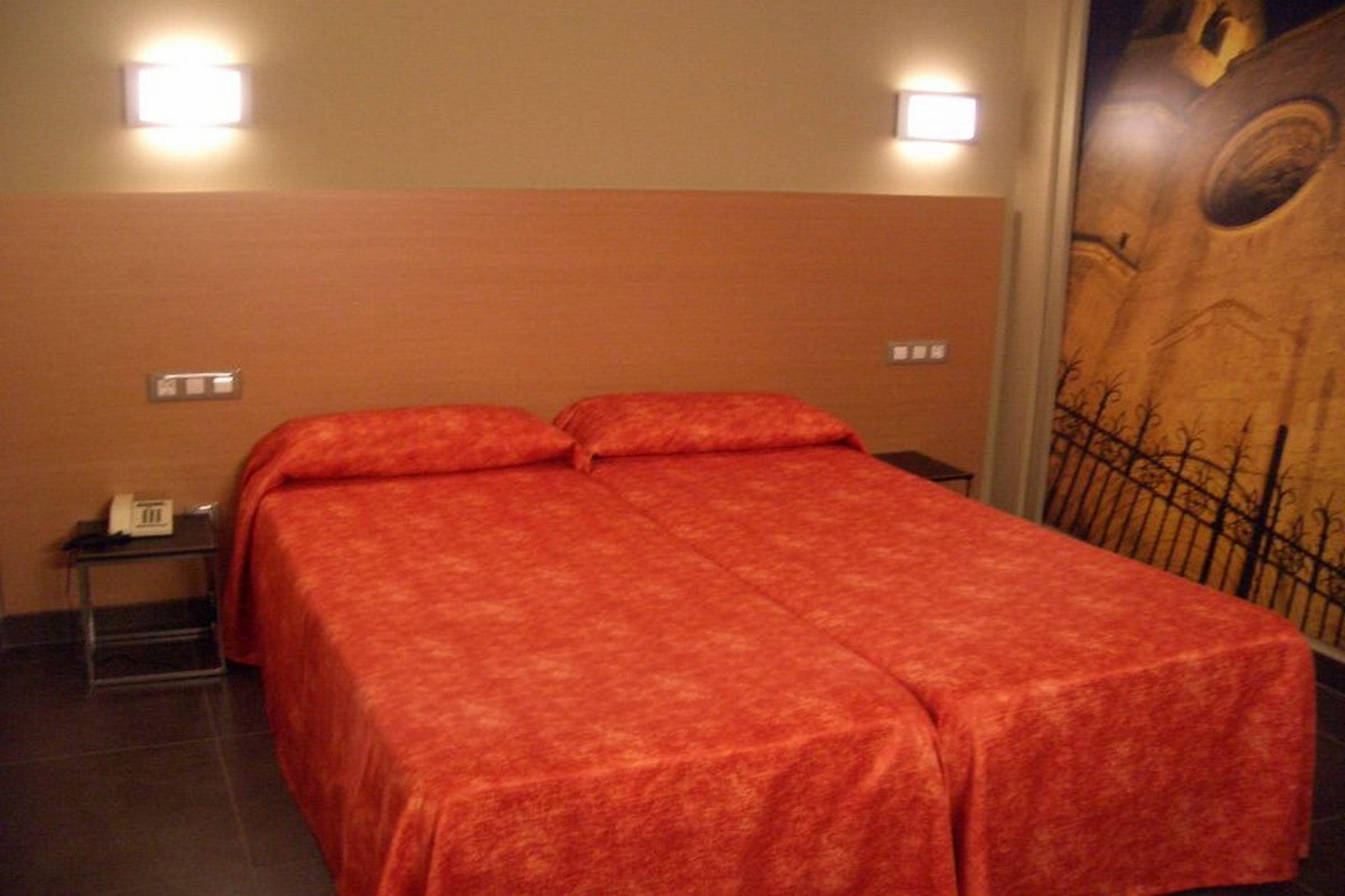 Hotel Pere III El Gran Vilafranca del Penedès Esterno foto