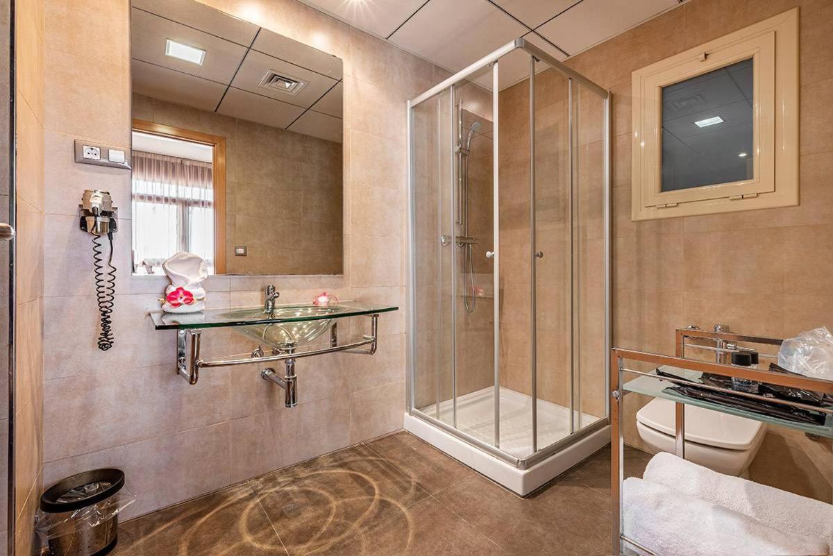 Hotel Pere III El Gran Vilafranca del Penedès Esterno foto