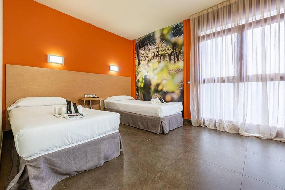 Hotel Pere III El Gran Vilafranca del Penedès Esterno foto