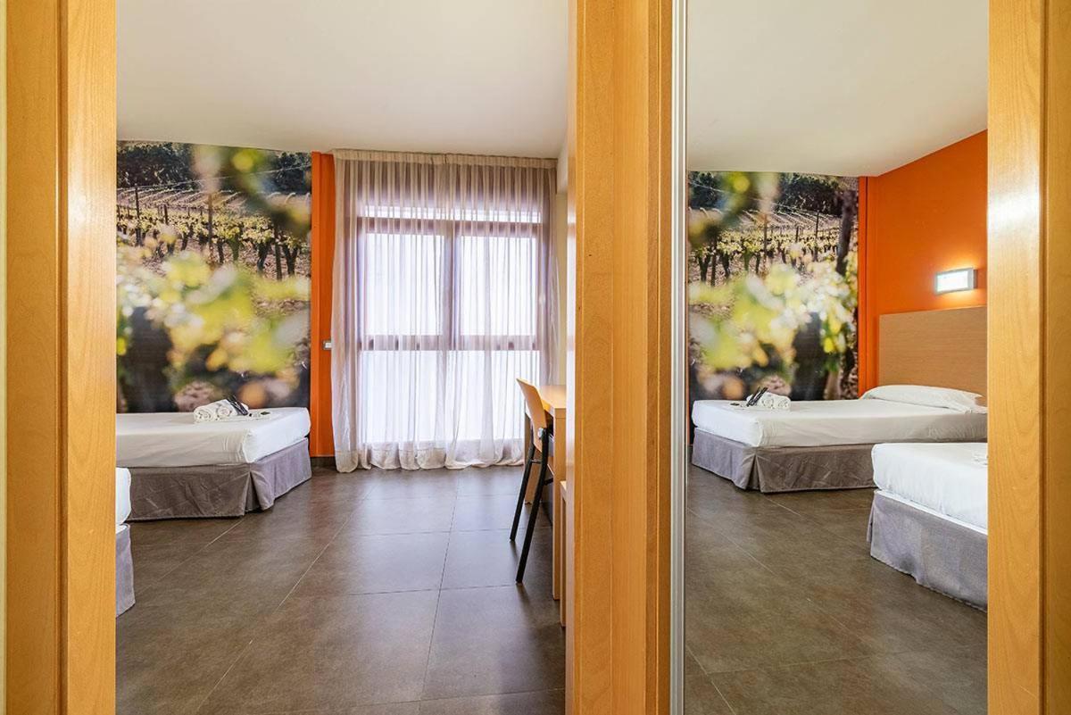 Hotel Pere III El Gran Vilafranca del Penedès Esterno foto
